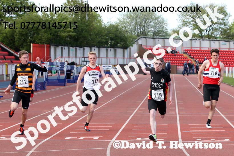 Boys under-15s 100 metres, North Eastern Track and Field Champs, Gateshead Stadium. Photo: David T. Hewitson/Sports for All Pics